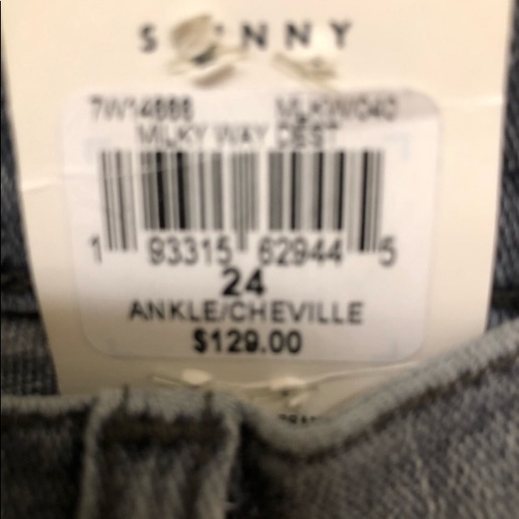 Lucky Brand Ava Mid Rise Skinny Jeans - Picture 6 of 6